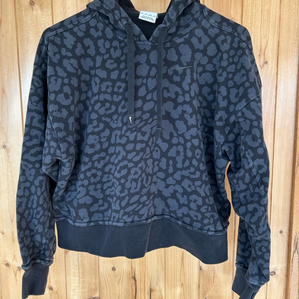 Women’s Nike Black Leopard Print Cropped Hoodie Size XS